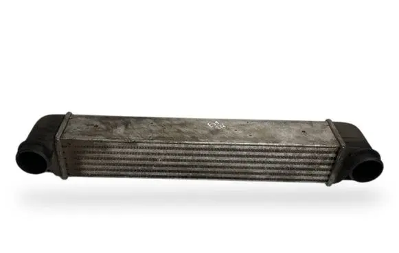 BMW 5 E39 Intercooler radiator 2247359 17512247359