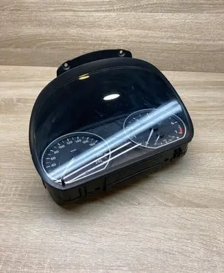 BMW 1 E81 E87 Speedometer (instrument cluster) 9187038