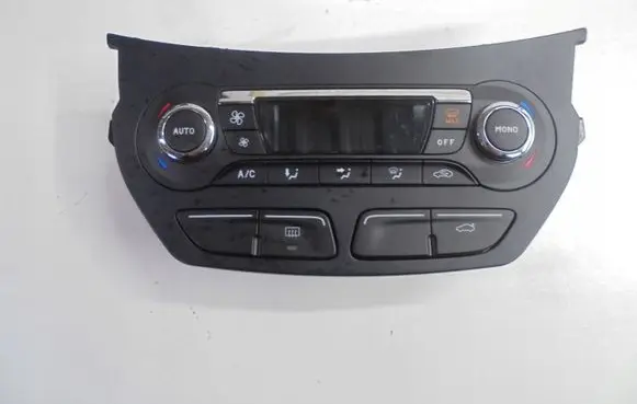 Ford C-MAX II Climate control unit AM5T18C612BE