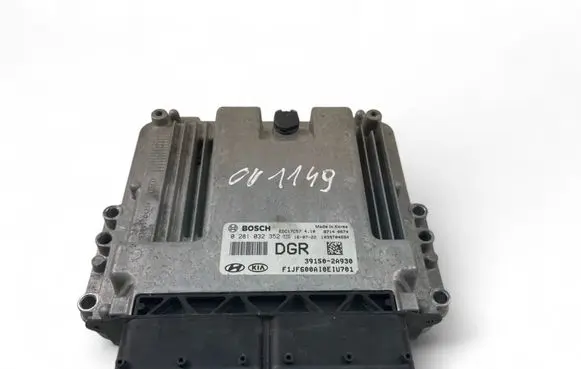 KIA Optima Engine control unit/module ECU 391502A930 0281032352