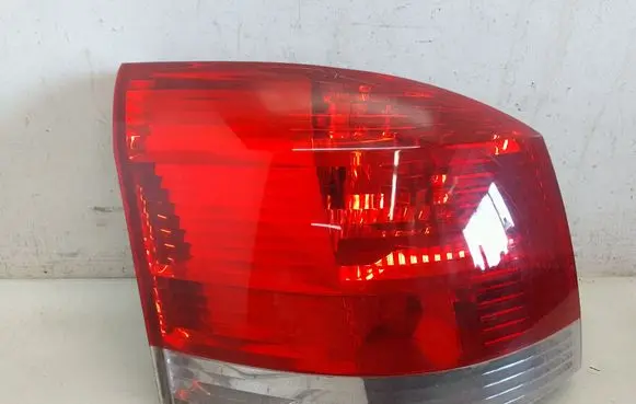 Opel Signum Rear/tail lights 13159861