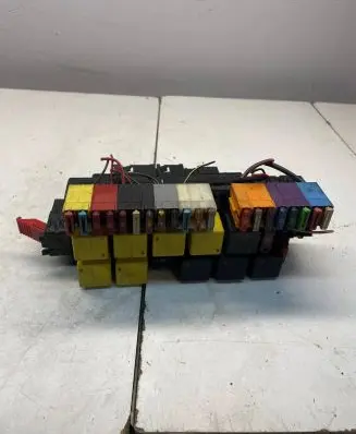 Mercedes-Benz S W220 Fuse module A0205451732 05045110
