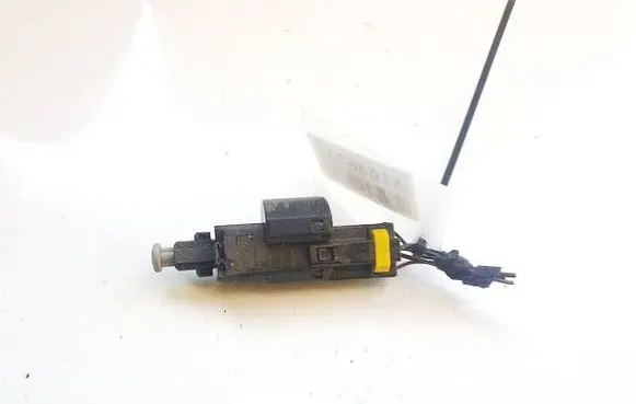 Opel Astra G Brake pedal sensor switch 09132299