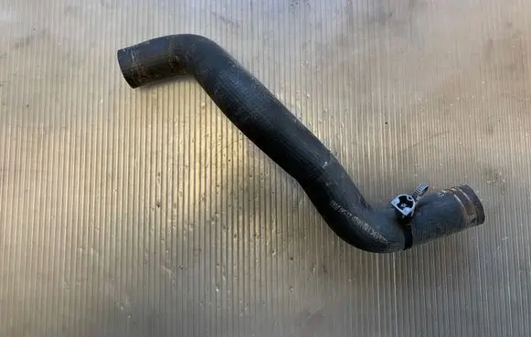 Opel Antara Engine coolant pipe/hose 95470790