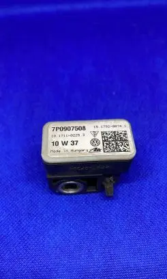Porsche Cayenne (92A) Airbag deployment crash/impact sensor 7P0907508
