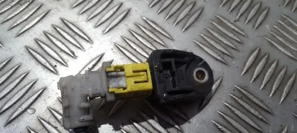 Toyota RAV 4 (XA30) Airbag deployment crash/impact sensor 8917342080