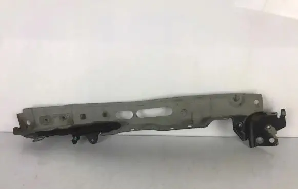 Renault Megane II Fender mounting bracket 341212