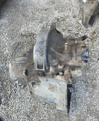 Citroen Xsara Picasso Manual 5 speed gearbox 309610 GN34