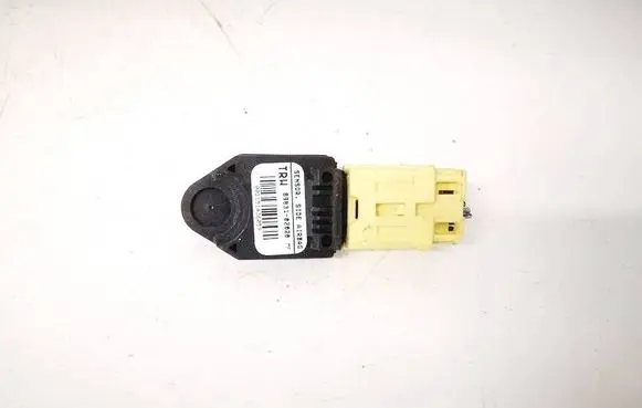 Toyota Corolla E120 E130 Airbag deployment crash/impact sensor 8983102020
