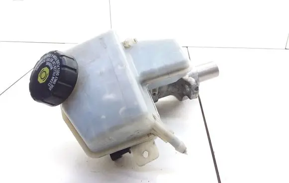 Opel Zafira B Master brake cylinder 32067277