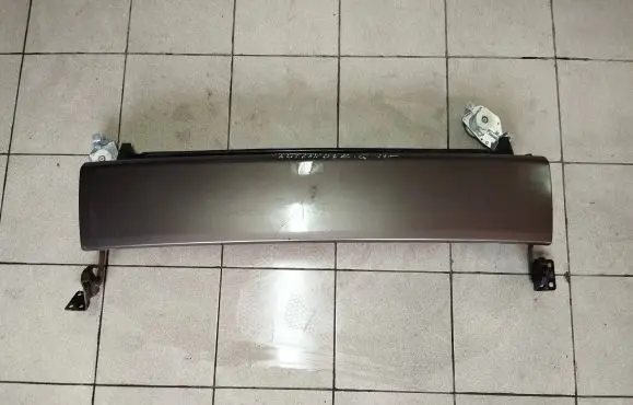 Mitsubishi Outlander Truck tailgate 