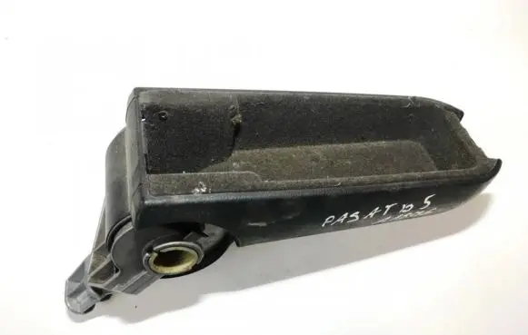 Volkswagen PASSAT B5 Armrest 3b0864209c