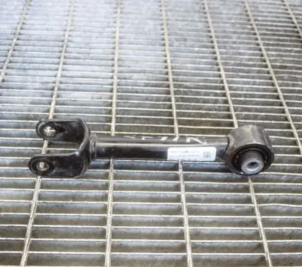 Tesla Model 3 Rear upper control arm/wishbone 104443100G