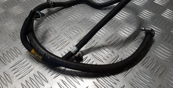 Chevrolet Captiva Fuel line pipe