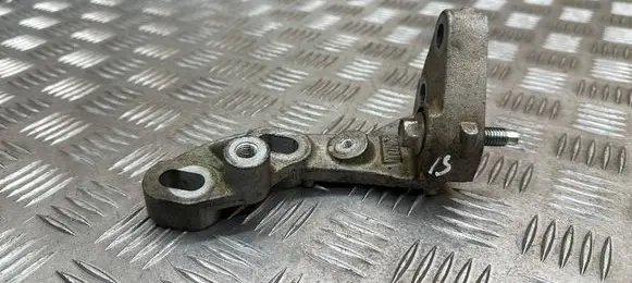 Mazda CX-5 II Engine mounting bracket KN01