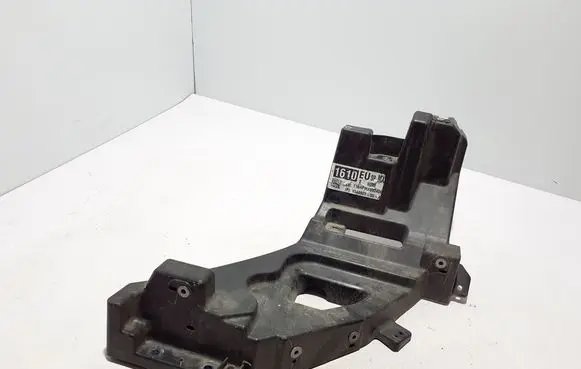 Tesla Model X Headlight/headlamp mounting bracket 1043357