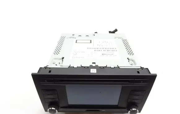 Seat Leon (5F) Radio/CD/DVD/GPS head unit 5F0035869 BS0013110724746 A2C37975109