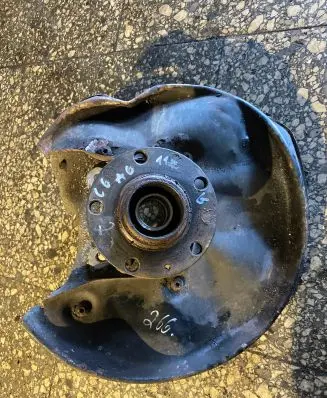 Audi A6 S6 C6 4F Rear wheel hub