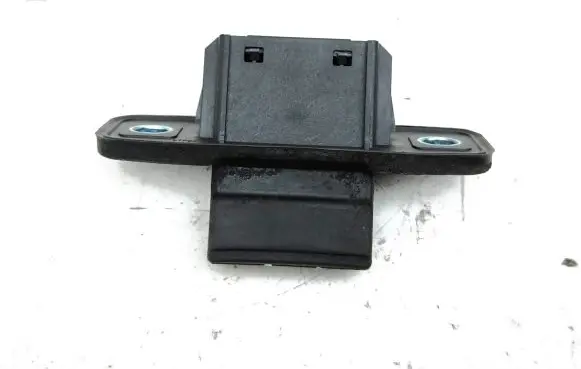 Mazda 6 Tailgate opening switch 