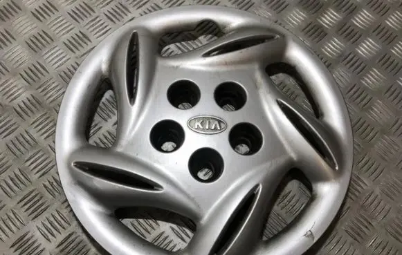 KIA Carnival R15 wheel hub/cap/trim ok55237170 55237170