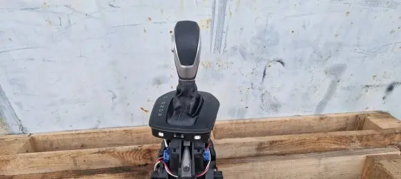 Ford Fiesta Gear shifter/selector C1BP7K004 20141945363
