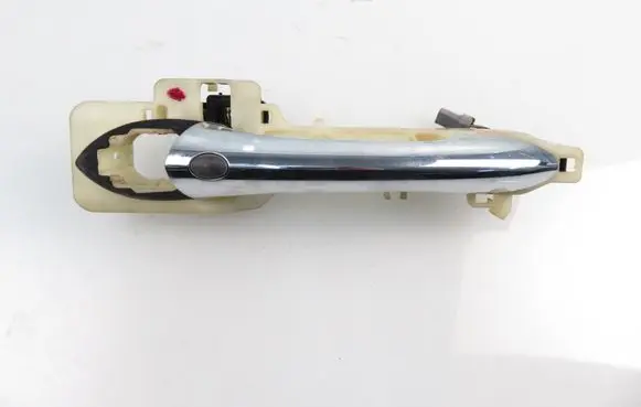 Hyundai Sonata Front door exterior handle 
