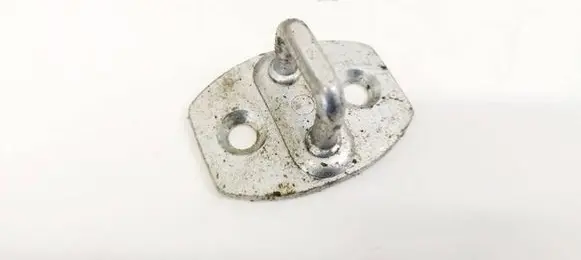 Toyota RAV 4 (XA30) Front door lock loop/hook striker 