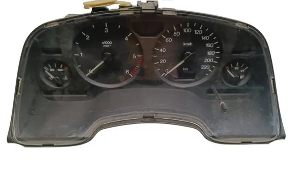 Speedometer (instrument cluster)