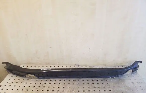 Volkswagen PASSAT B8 Other engine bay part 3G0805275A