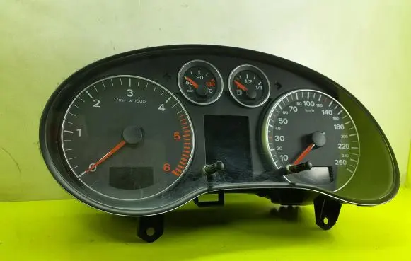 Audi A3 S3 8P Speedometer (instrument cluster) 8P0920931 776011117