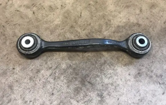BMW X4 F26 Rear upper control arm/wishbone 6786991