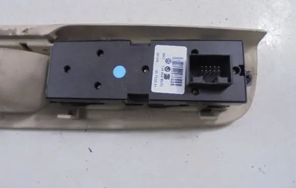 Skoda Superb B5 (3U) Electric window control switch 1J4959857C