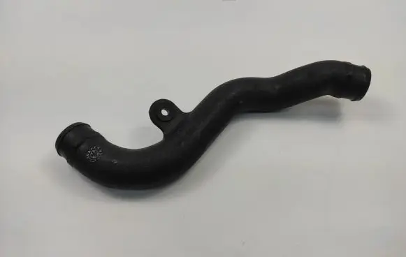 Audi A4 S4 B5 8D Intercooler hose/pipe 8D0145844A