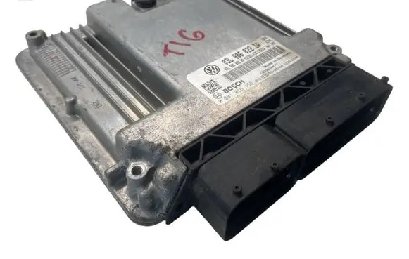 Volkswagen Tiguan Engine control unit/module 03L906022SA 03L906022FF 0281016158