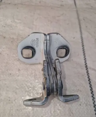 Tesla Model X Front door upper hinge L120038