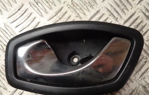 Renault Clio IV Front door interior handle 826730001R