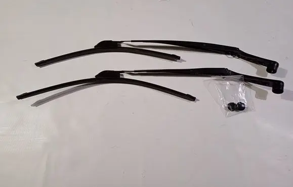 Dodge Charger Front wiper blade arm WYC23454
