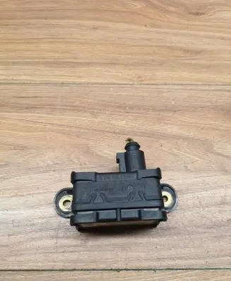 Volkswagen Golf V ESP acceleration yaw rate sensor 7H0907655A DC78H04Y0H 10170103663