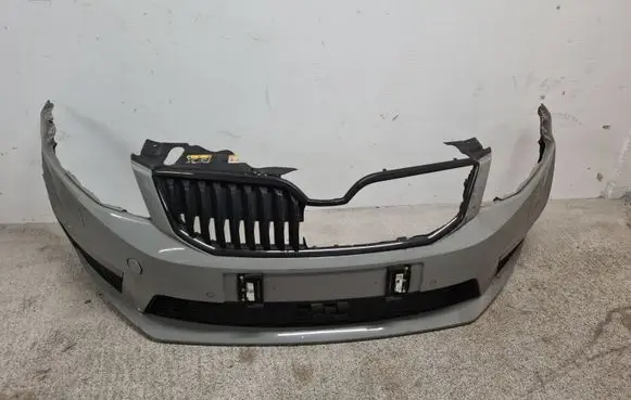 Skoda Octavia Mk3 (5E) Front bumper