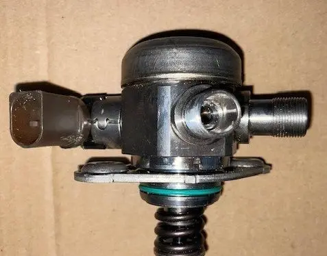 Mercedes-Benz GLC C253 In-tank fuel pump 0261520706T