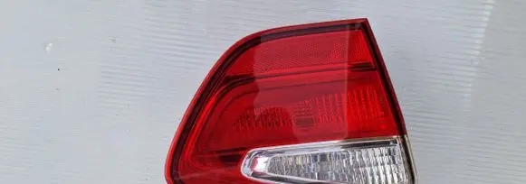 KIA Rio Tailgate rear/tail lights 924031W2