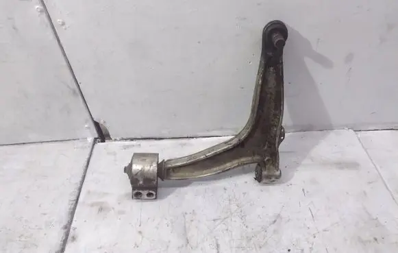 Opel Vectra C Front lower control arm/wishbone