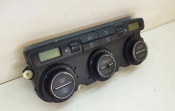 Volkswagen Golf Plus Climate control unit 09100652 74641471