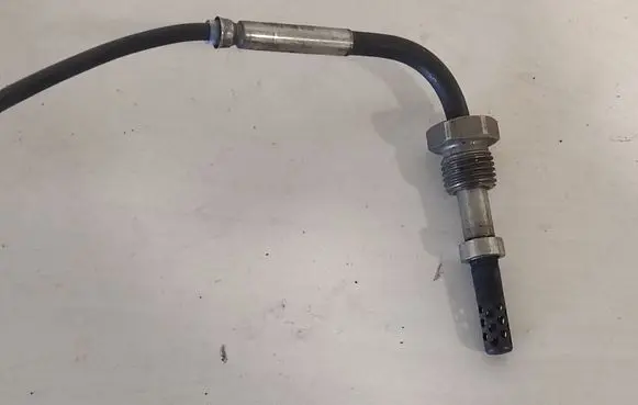 Exhaust gas temperature sensor
