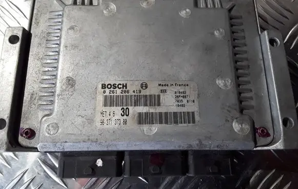 Citroen C5 Engine control unit/module 0261206419 9637137380