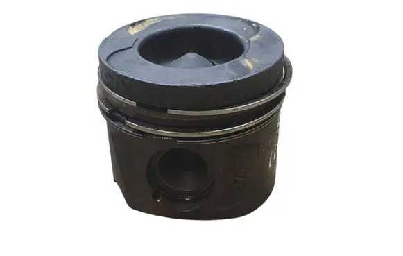 Mercedes-Benz E W212 Piston 8370