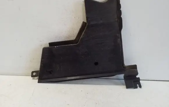 Nissan Leaf I (ZE0) Intercooler air guide/duct channel 921853NL0A