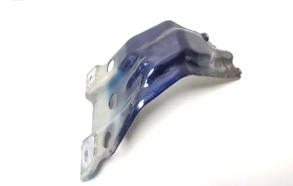 Volkswagen Eos Fender mounting bracket 1Q0821136