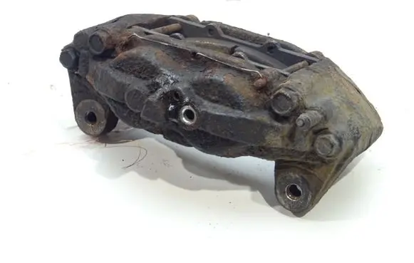 Toyota Highlander XU40 Front brake caliper