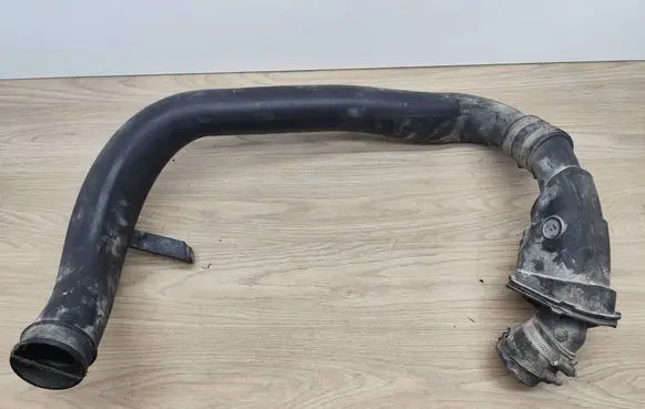 Volvo XC70 Intercooler hose/pipe 30778732